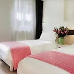 Peking Station Hostel