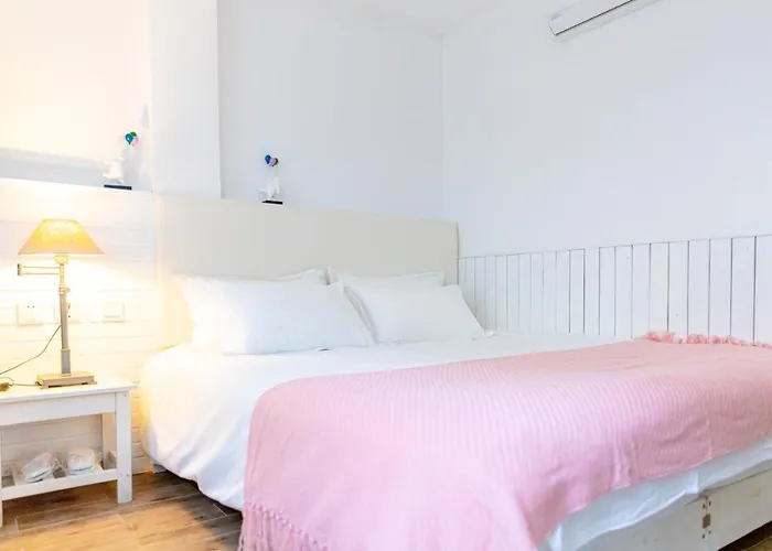 Peking Station Hostel